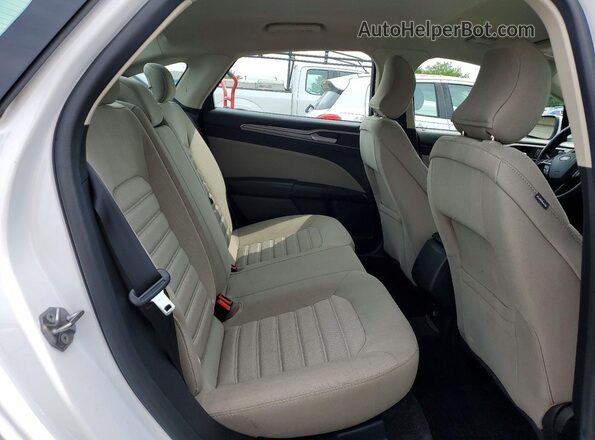 3FA6P0G77HR318434 2017 FORD FUSION White Rear seats view