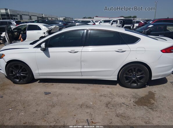 3FA6P0G77JR252831 2018 FORD FUSION White 360 interior view