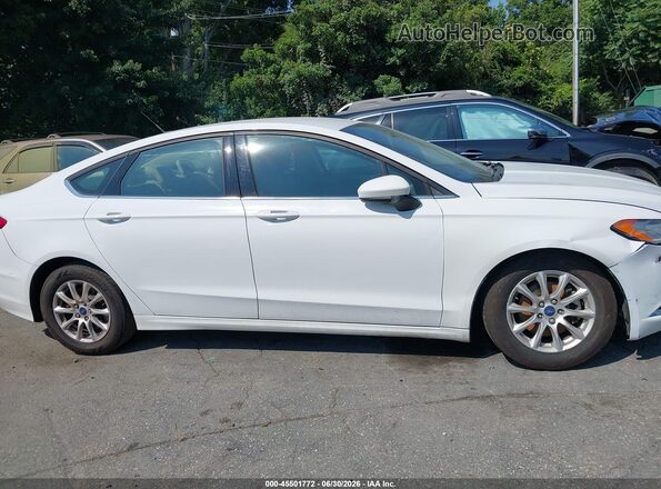 3FA6P0G79JR270358 2018 FORD FUSION White Vista interior trasera
