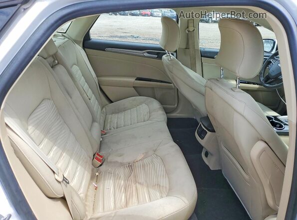 3FA6P0H71GR189880 2016 FORD FUSION Белый Вид задних сидений