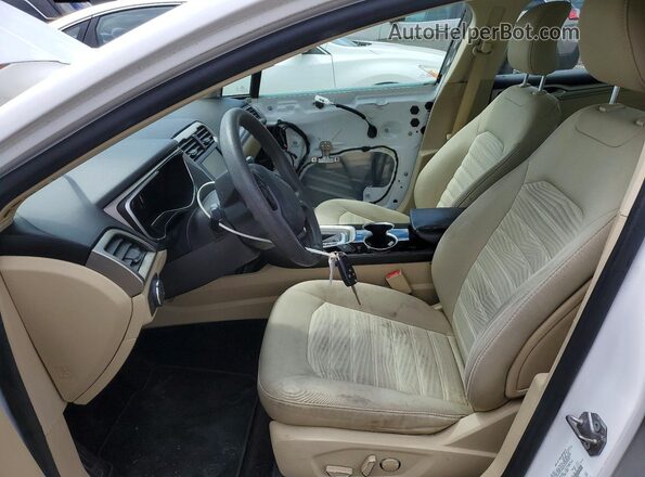 3FA6P0H71GR189880 2016 FORD FUSION Белый Вид салона спереди