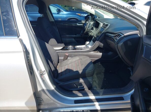 3FA6P0H71GR231240 2016 FORD FUSION Silver წინა სალონის ხედი