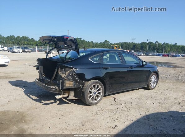 3FA6P0H72HR207904 2017 FORD FUSION Black Widok z przodu