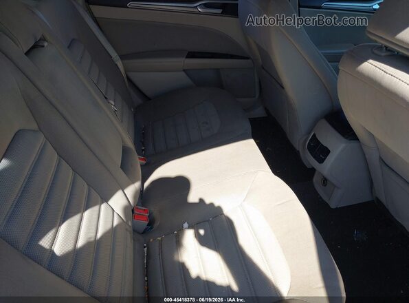 3FA6P0H72HR335219 2017 FORD FUSION Красный Вид наклейки с VIN-кодом