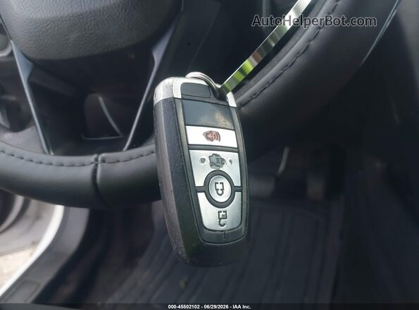 3FA6P0H73JR175552 2018 FORD FUSION White Widok deski rozdzielczej