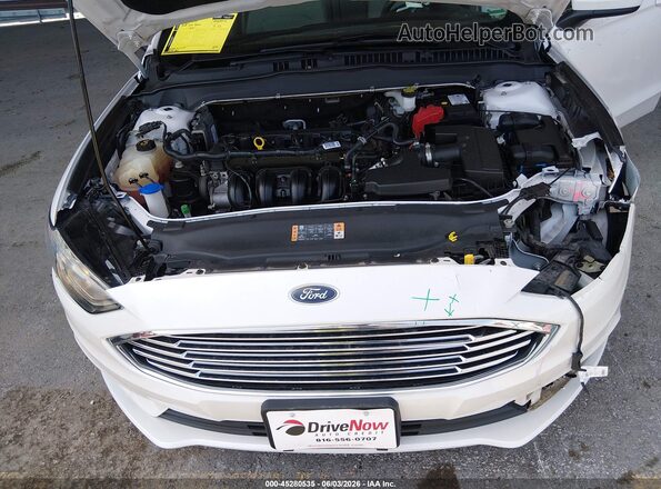 3FA6P0H74JR192070 2018 FORD FUSION Белый Вид сзади