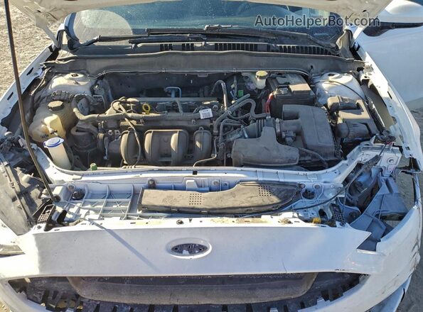 3FA6P0H75HR356033 2017 FORD FUSION White Rear interior view