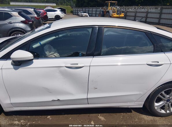 3FA6P0H75JR266337 2018 FORD FUSION Белый 