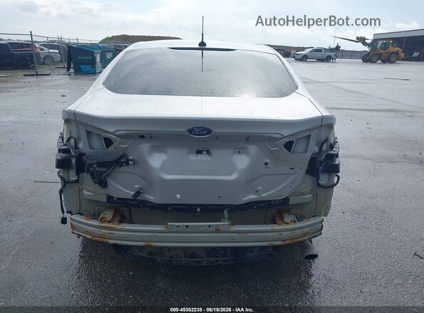 3FA6P0H76GR123972 2016 FORD FUSION Silver Front view