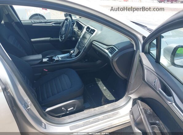3FA6P0H76GR254366 2016 FORD FUSION Silver წინა სალონის ხედი