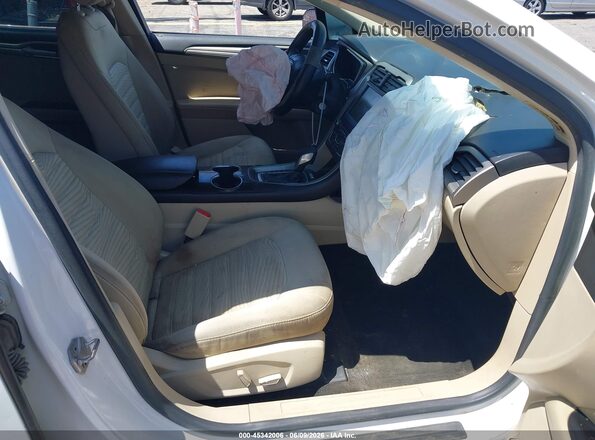 3FA6P0H76GR328952 2016 FORD FUSION White Widok wnętrza z przodu