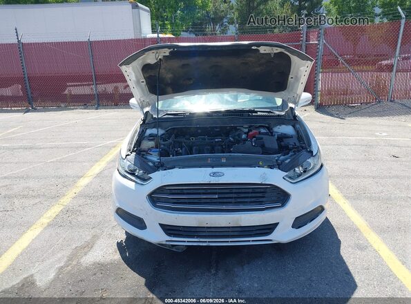3FA6P0H76GR328952 2016 FORD FUSION White Widok z przodu