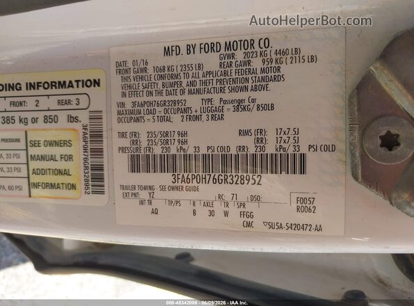3FA6P0H76GR328952 2016 FORD FUSION White Widok komory silnika