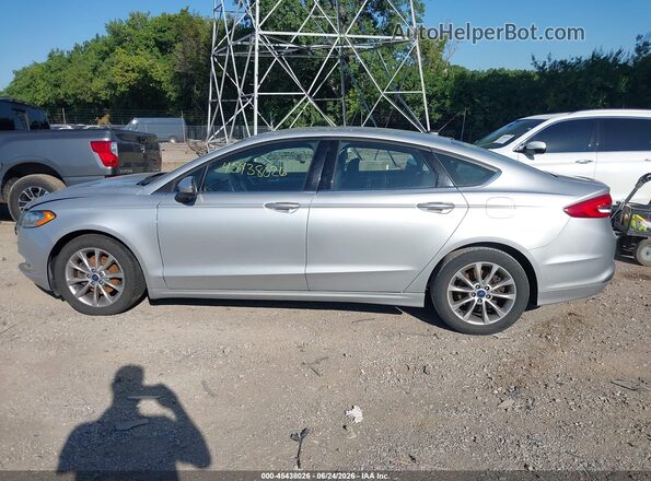 3FA6P0H76HR359247 2017 FORD FUSION Silver უკანა სალონის ხედი