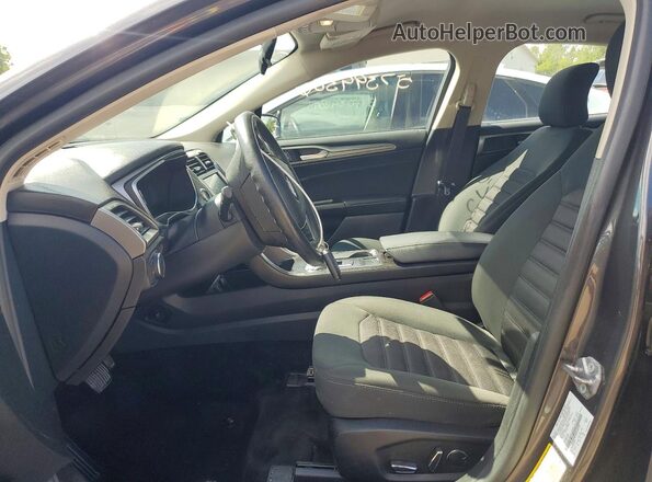 3FA6P0H76HR396220 2017 FORD FUSION Серый Вид салона спереди