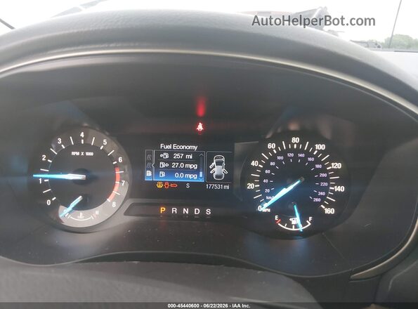 3FA6P0H77GR165857 2016 FORD FUSION White Vista de los asientos traseros