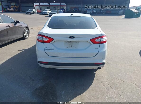 3FA6P0H77GR262234 2016 FORD FUSION White Սալոնի հետևի տեսք