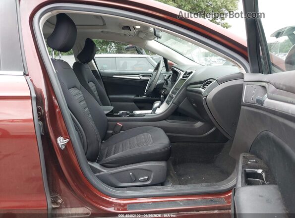 3FA6P0H77GR310265 2016 FORD FUSION Бордовый Вид салона спереди