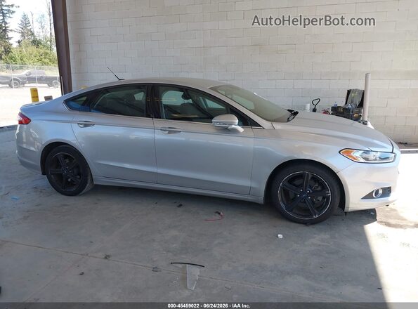 3FA6P0H77GR397360 2016 FORD FUSION Silver Vista interior trasera