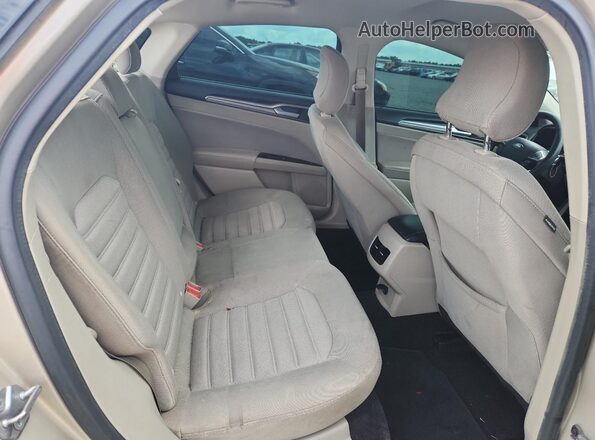 3FA6P0H77HR224469 2017 FORD FUSION Gold Widok tylnych siedzeń