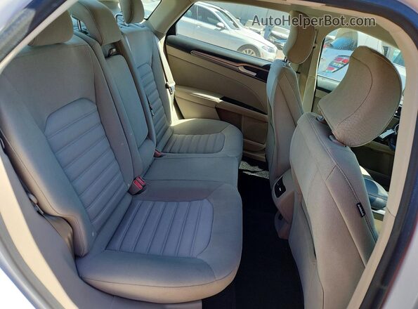 3FA6P0H78HR113087 2017 FORD FUSION White Вид задніх сидінь
