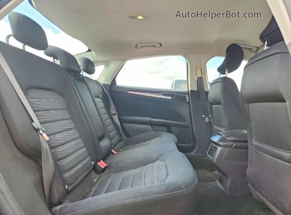3FA6P0H79GR239084 2016 FORD FUSION Black Rear seats view