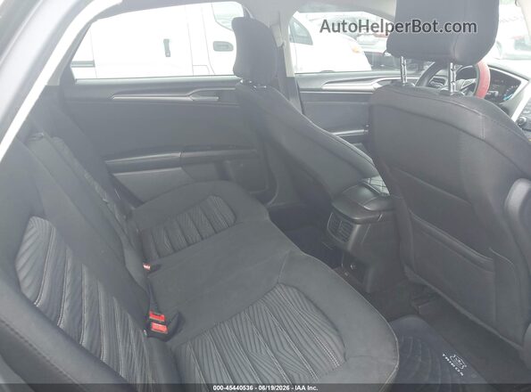 3FA6P0H79GR332168 2016 FORD FUSION Black Vista de la etiqueta del VIN