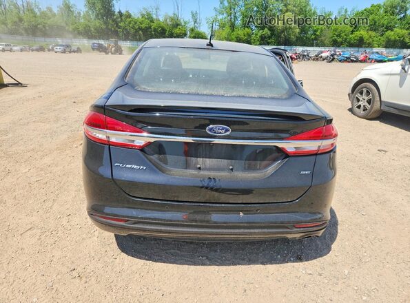 3FA6P0H79JR179797 2018 FORD FUSION Черный Вид сзади
