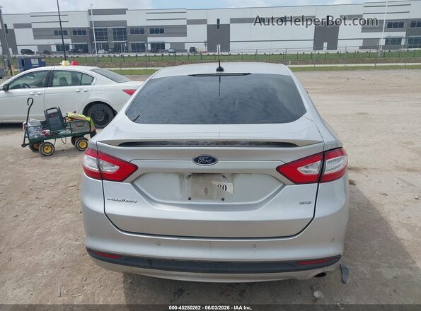 3FA6P0H7XGR382433 2016 FORD FUSION Silver 