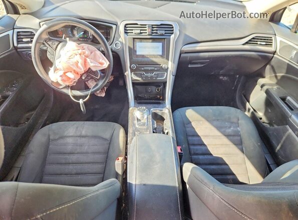 3FA6P0H7XJR174513 2018 FORD FUSION Белый Вид панели приборов