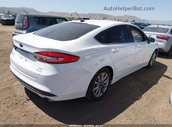 3FA6P0HD0HR275284 2017 FORD FUSION Белый Задняя правая четверть