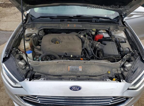 3FA6P0HD0HR305206 2017 FORD FUSION Silver Rear interior view