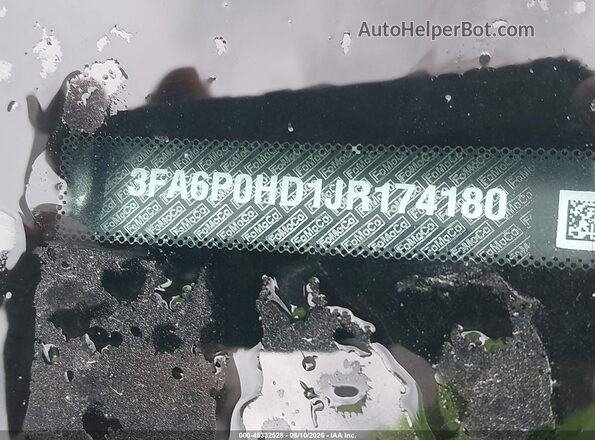 3FA6P0HD1JR174180 2018 FORD FUSION Gray Engine compartment view