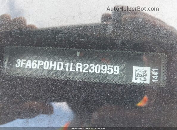 3FA6P0HD1LR230959 2020 FORD FUSION Silver 