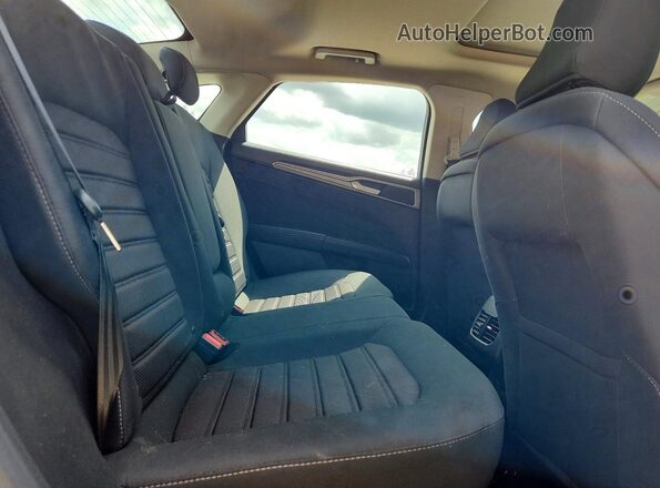 3FA6P0HD1LR251990 2020 FORD FUSION White Vista de los asientos traseros