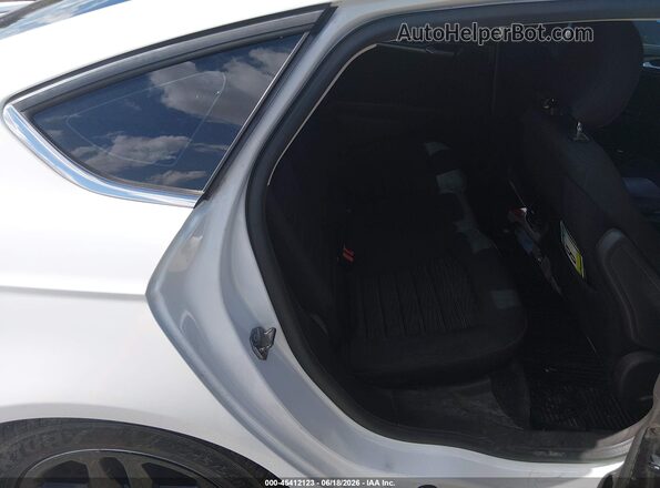 3FA6P0HD2GR172639 2016 FORD FUSION White VIN sticker view
