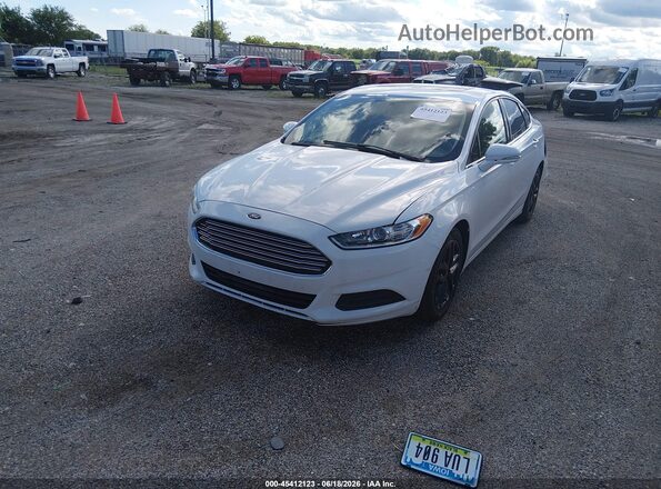 3FA6P0HD2GR172639 2016 FORD FUSION White Front left