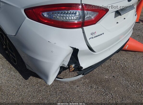 3FA6P0HD2GR172639 2016 FORD FUSION White Rear interior view