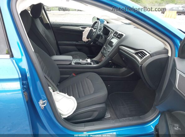 3FA6P0HD2LR162784 2020 FORD FUSION Blue Front interior view