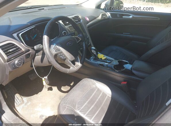 3FA6P0HD3GR144686 2016 FORD FUSION Черный Вид салона спереди