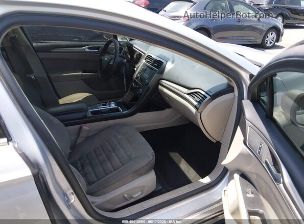3FA6P0HD3JR198156 2018 FORD FUSION Серый Вид салона спереди