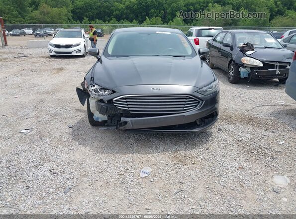 3FA6P0HD3JR239546 2018 FORD FUSION Gray Front view