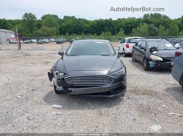 3FA6P0HD3JR239546 2018 FORD FUSION Gray Rear interior view