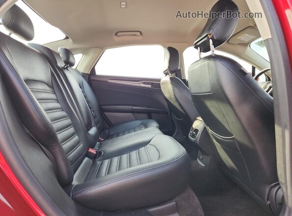 3FA6P0HD3LR105333 2020 FORD FUSION Red Rear seats view