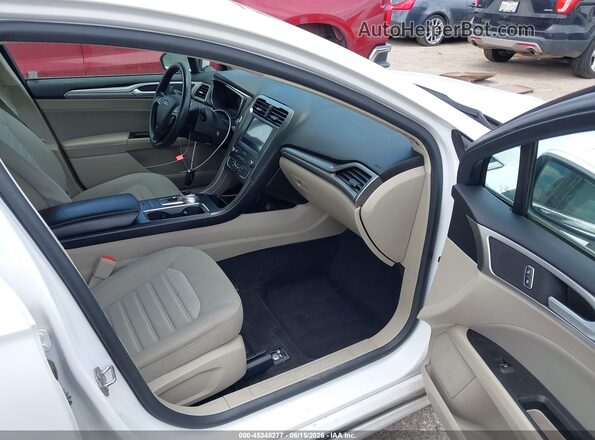 3FA6P0HD3LR251747 2020 FORD FUSION White Front interior view