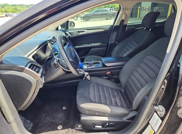 3FA6P0HD4JR203784 2018 FORD FUSION Black Front interior view