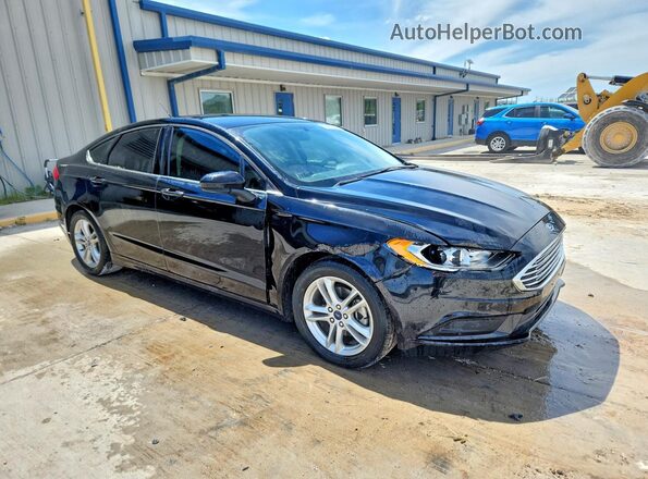 3FA6P0HD4JR203784 2018 FORD FUSION Black Front right