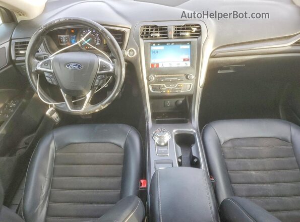 3FA6P0HD4JR228927 2018 FORD FUSION Black Vista del salpicadero