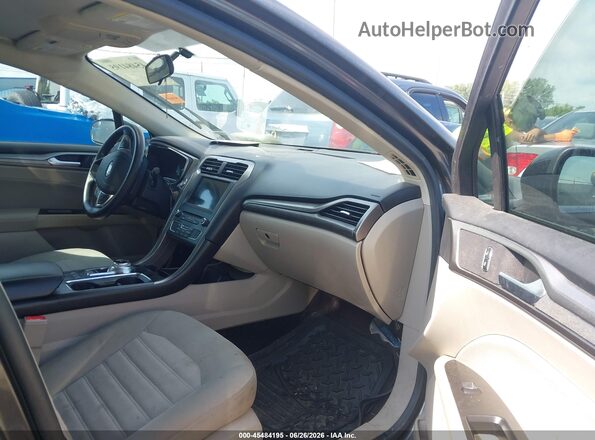 3FA6P0HD5HR244595 2017 FORD FUSION Gray Vista interior delantera