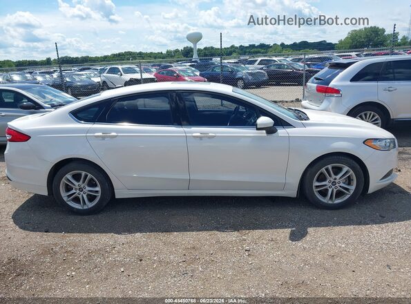 3FA6P0HD5JR210923 2018 FORD FUSION White Սալոնի հետևի տեսք